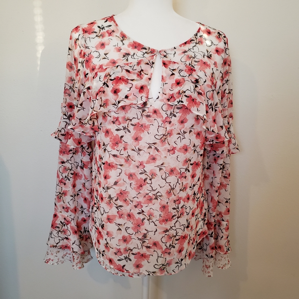 White House Black Market Sz 6 Floral Blouse